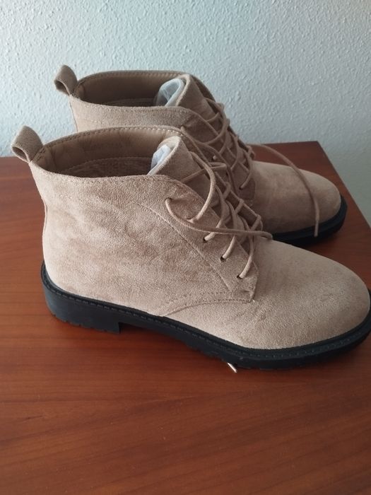 Botas de camurça