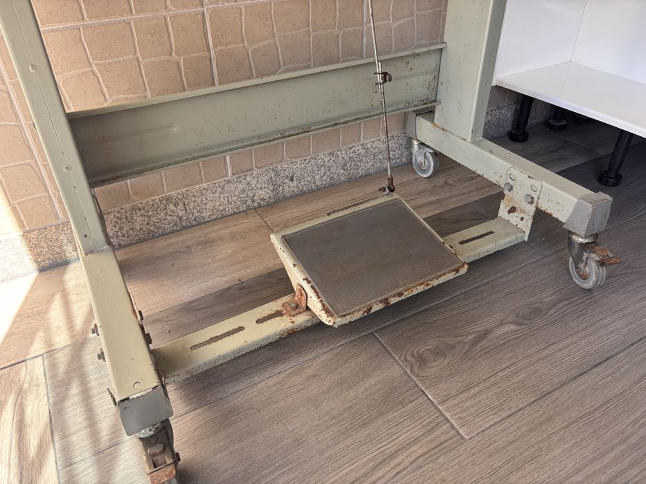 Maquina de costura industrial