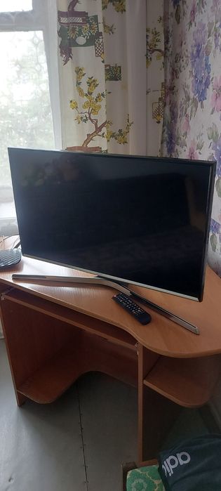 Телевизор Samsung T 32 e 310 ex(НЕ СМАР!Т