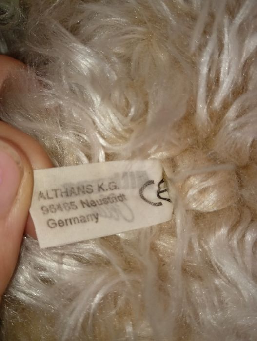 Продам собаку терьера