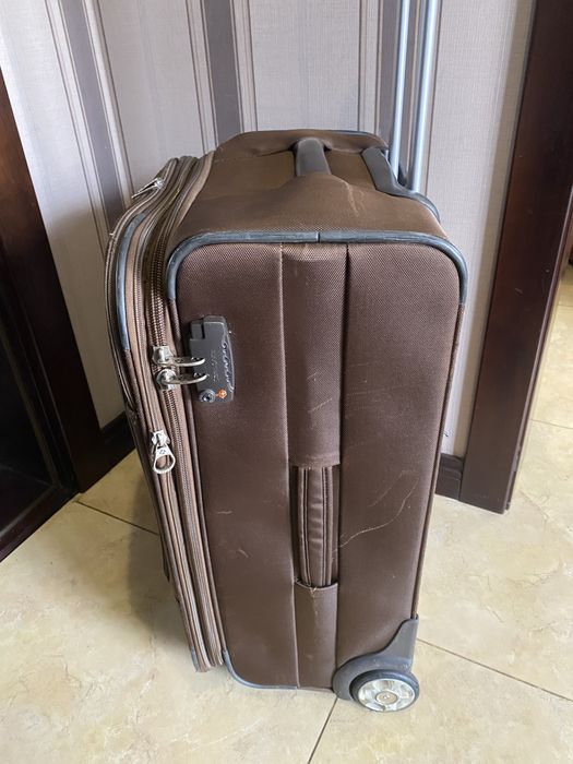 Дорожный чемодан Samsonite