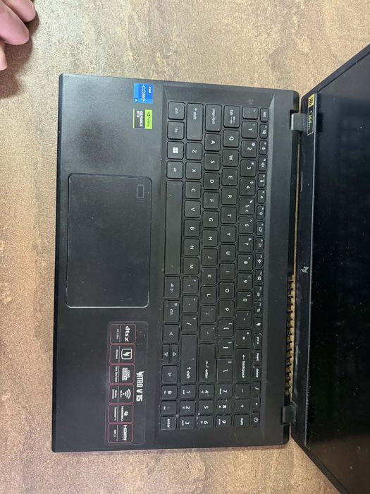 Laptop acer nitro V15