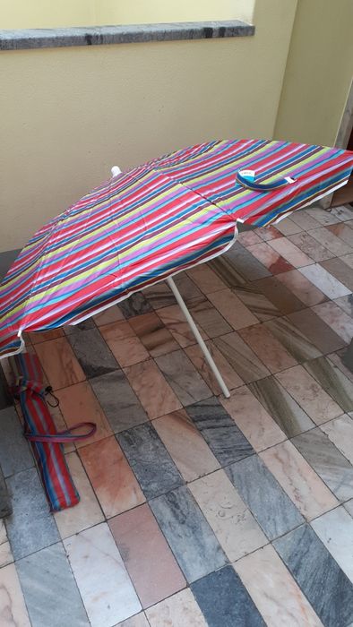 Chapéu de sol de praia com bolsa 160cm novo chussol