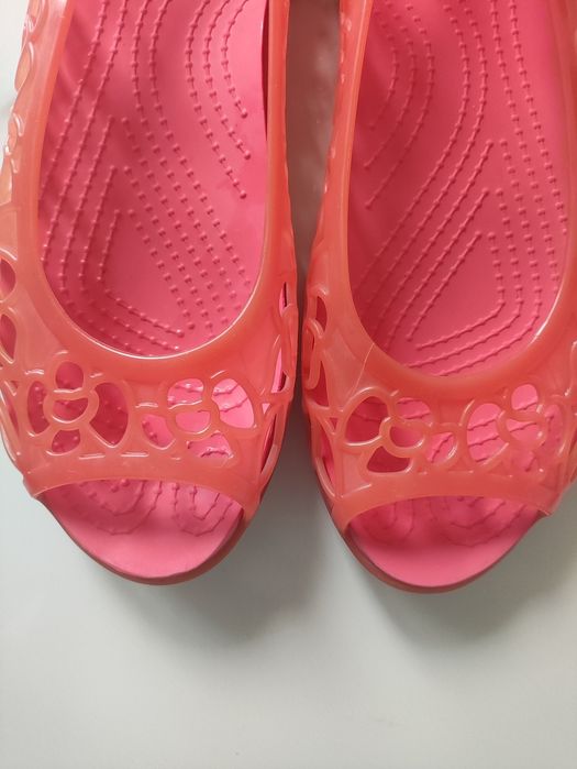 Crocs  балетки, W8 37-38,  мильниці, босоніжки, коралки, акваш