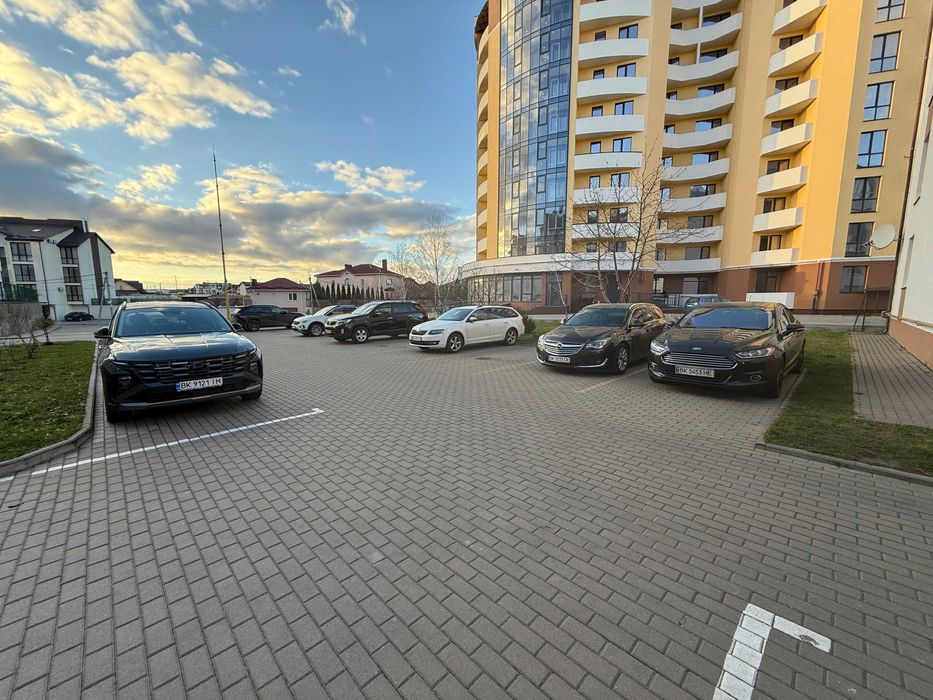 Продаж 2-кімнатної квартири в цегляному однопід’їзному будинку