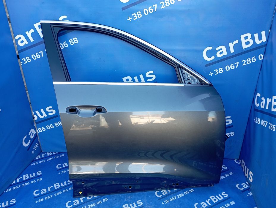 Двері праві Audi E Tron передні Двери Дверь правая Ауди T Трон а tron