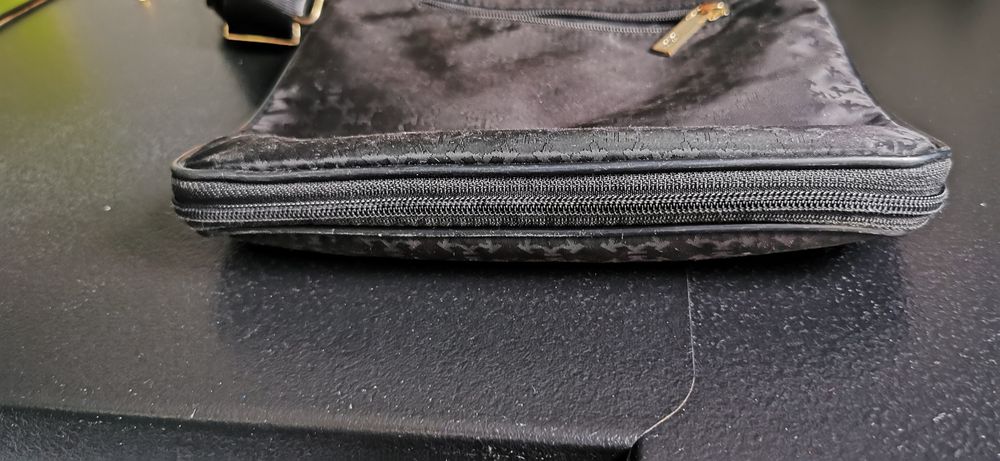 Torebka listonoszka Kazar