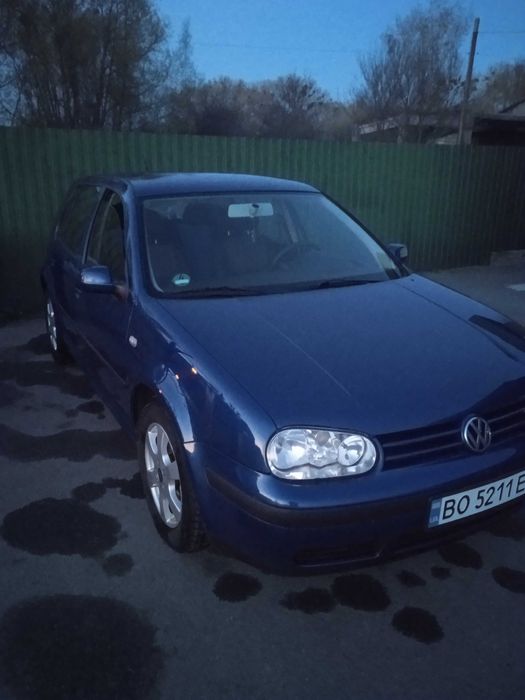Продам Фольксваген гольф 4.