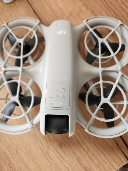 DRON Dij Neo FMC