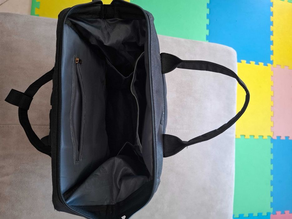 Mochila de fraldas e acessórios para o bebé com grande capacidade
