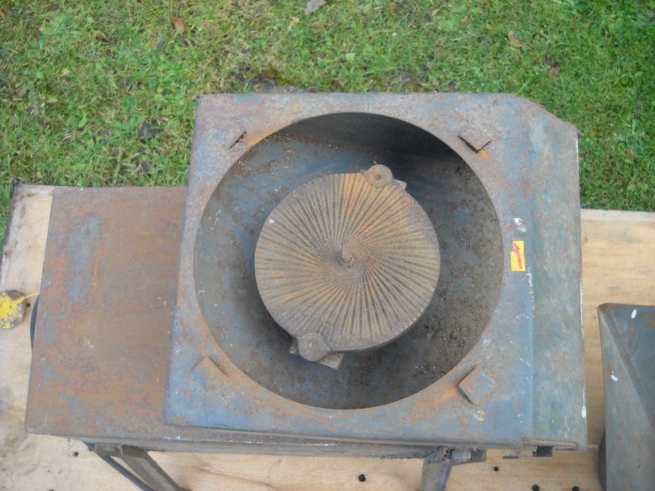 Szatkownica kapusty, Śrutownik