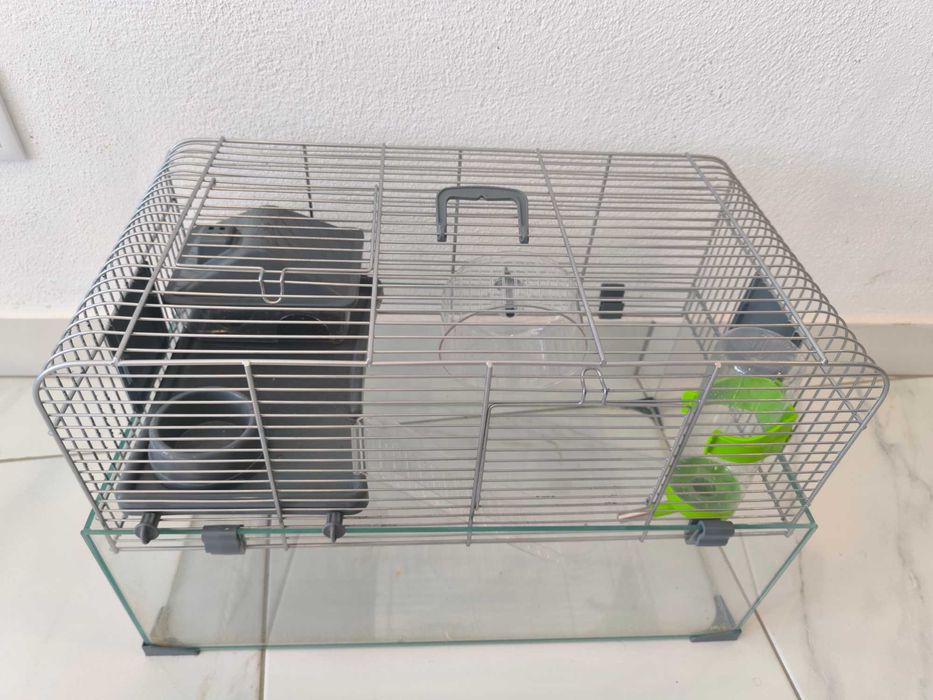 Gaiola, casa para hamster