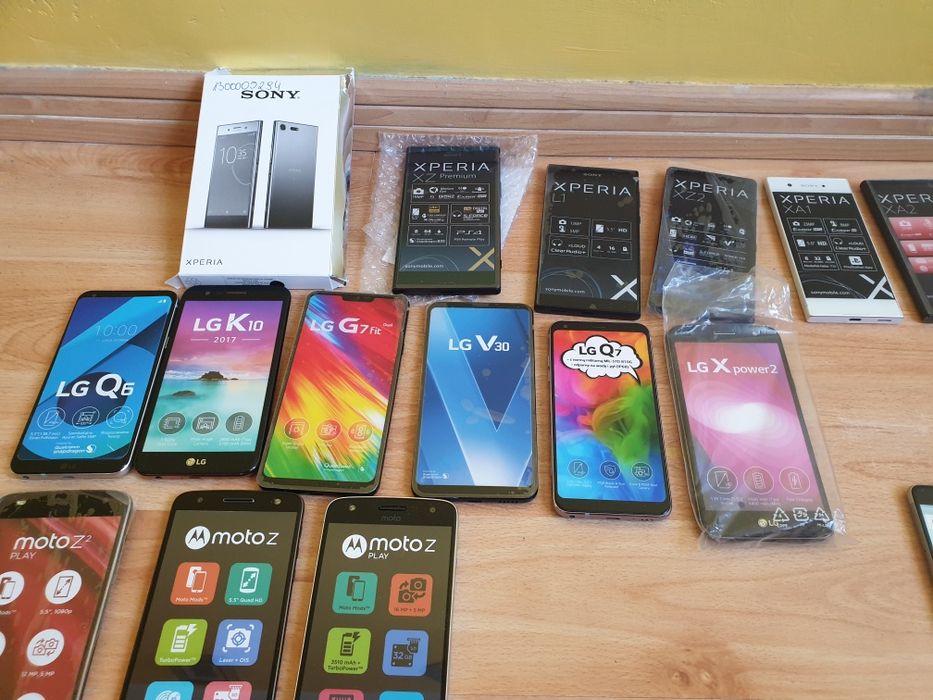 Atrapy telefonów/Różne modele