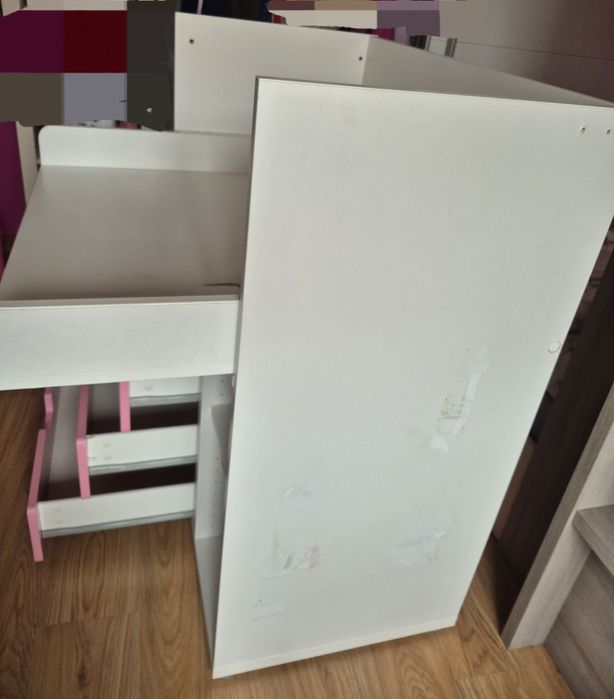 Fraldario/secretária Ikea