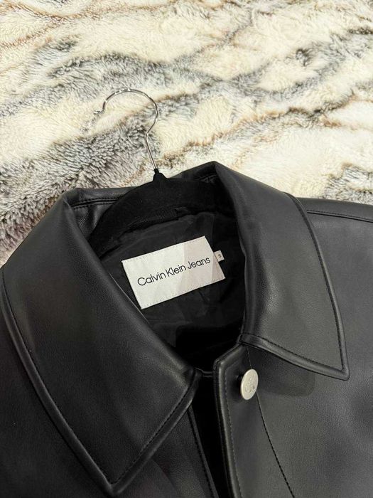 Жіночий піджак з Еко - Шкіри від бренду Calvin Klein Jeans