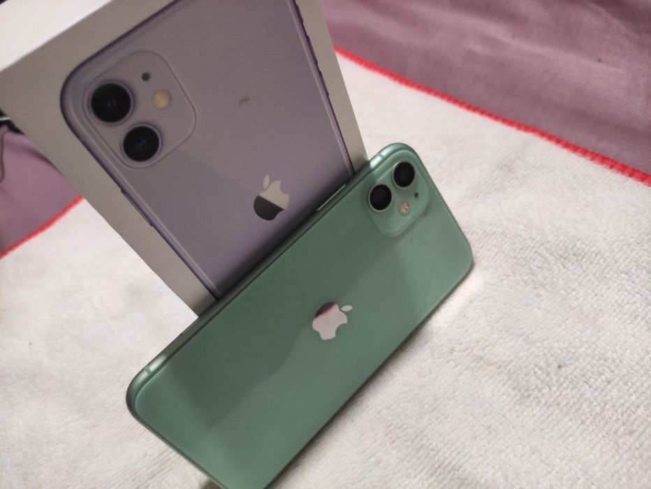 Продам iPhone 11