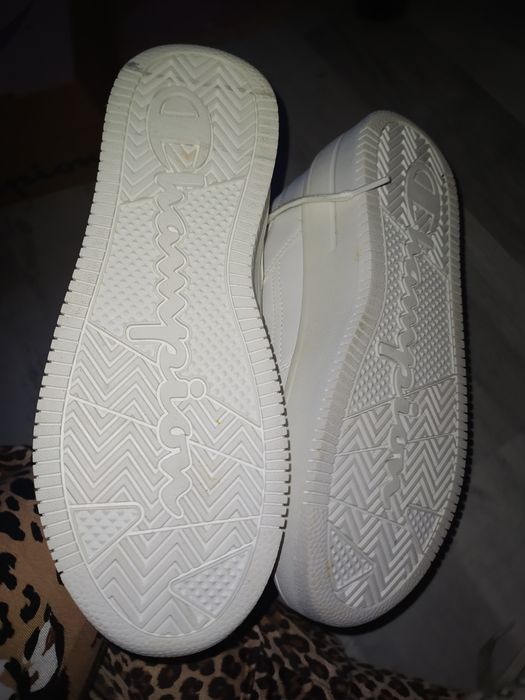 Buty 39 białe  zapraszam