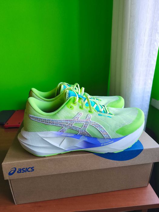 ASICS Novablast 5 TR