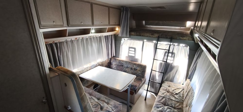 Autocaravana Fiat Ducato 1.9.  6lugares ler anúncio