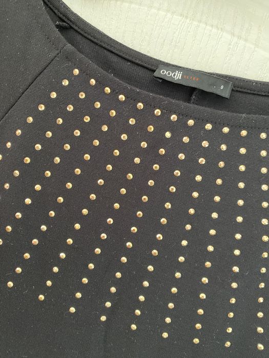 Чорна сукня