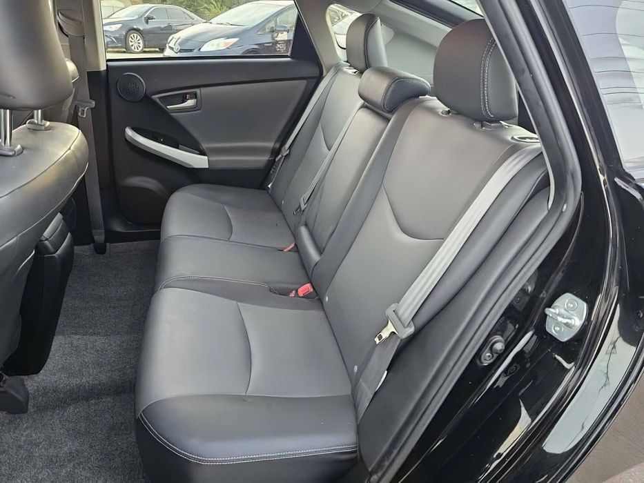 Toyota Prius      2014