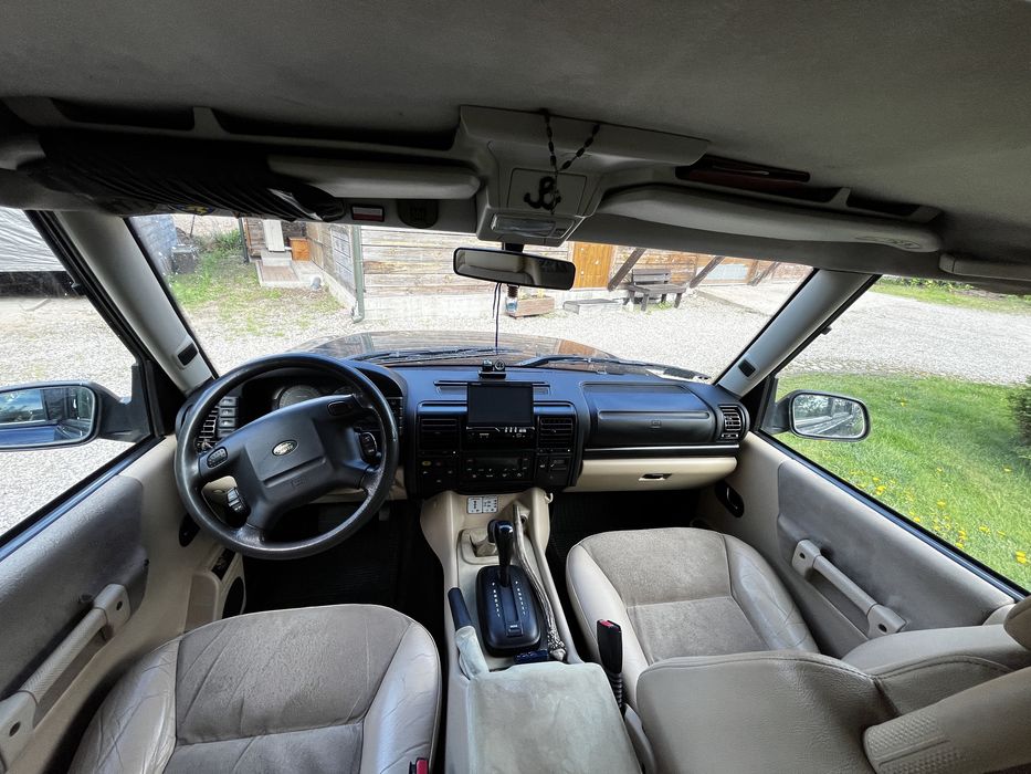 Land Rover Discovery 2