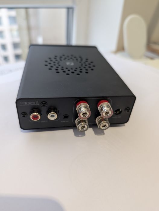Fosi Audio V3,  GAN адаптер 48 В 5 А