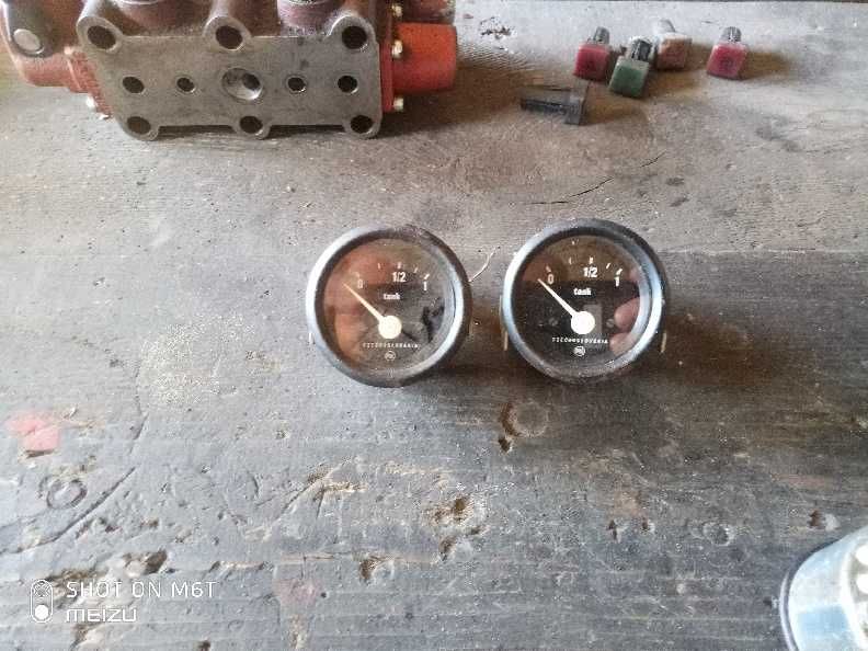Wskaznik paliwa Ursus 912,914,1014,1224,1614,1634
