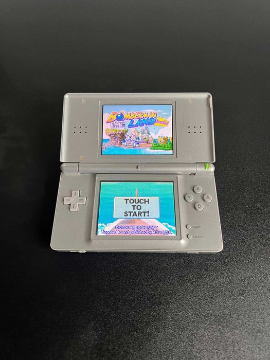 Nintendo DS Lite Cinza com 80+ Jogos