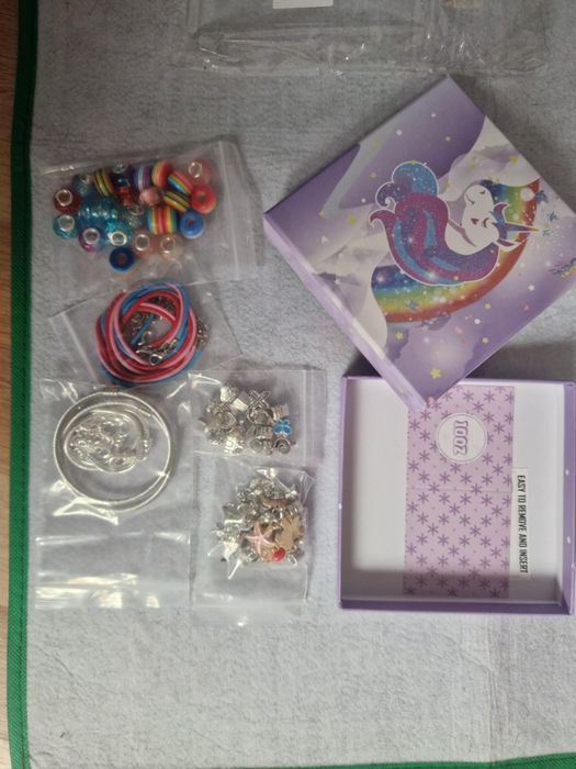 Zestaw do robienia bransoletek koraliki charms