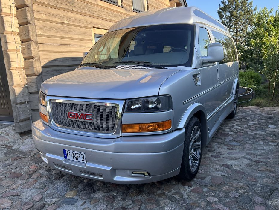 GMC Savana nie chevrolet Express Salonka