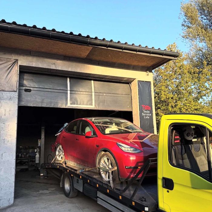 Ремонт Tesla. Ремонт будь якої складності Model S,X,3, Y, Plaid