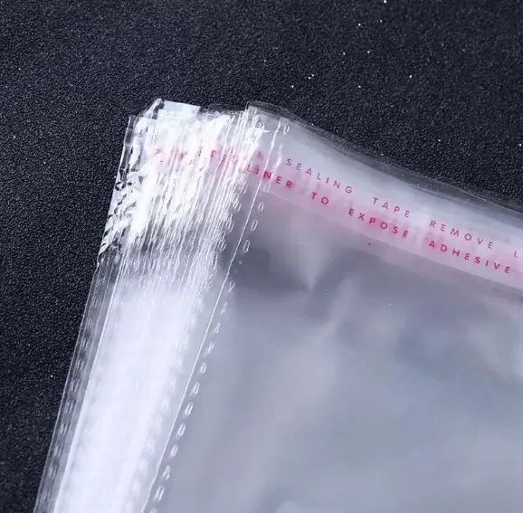 Пакети з клапаном і клейкою стрічкою 13×13 см (500 шт)