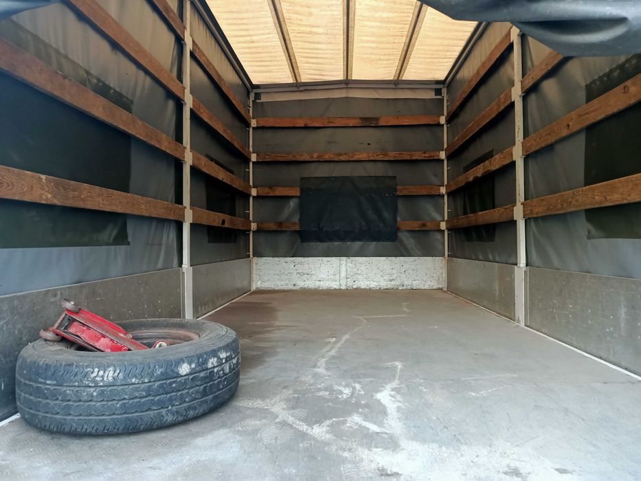 Sprzedam samochód dostawczy Peugeot boxer