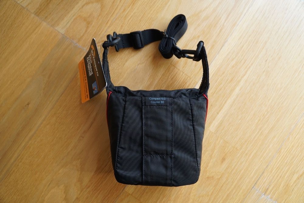 Lowepro Bolsa Compact Courier 80 Preto