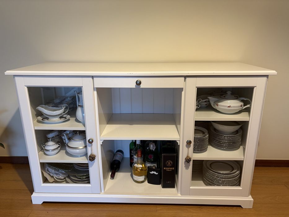 Aparador branca lacada com 2 portas