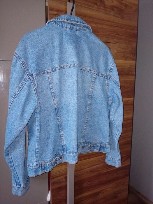 Kurtka jeansowa damska Stradivarius