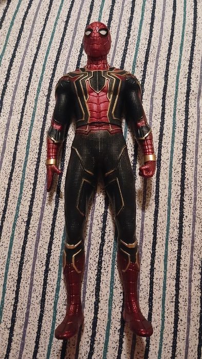 Коллекционная фигурка Человека-паука (Spider Man) Marvel