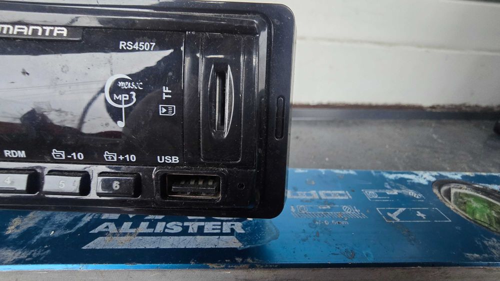 Radio samochodowe Manta