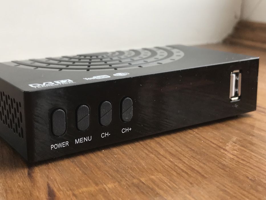 Тюнер Т2 ТВ ресивер DVB-T2