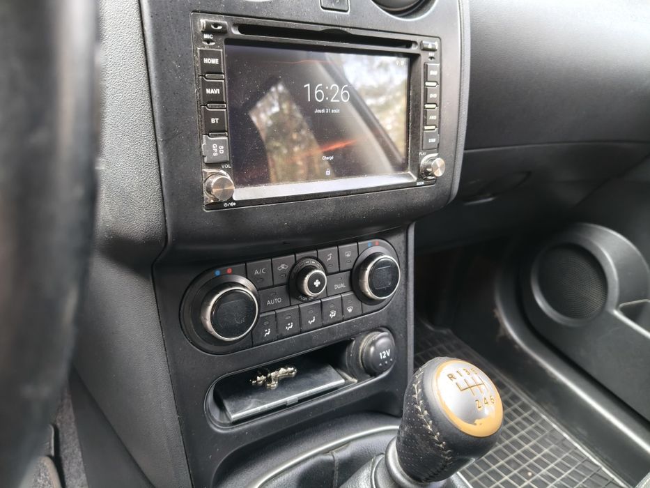 Продам Nissan QashQai+2,7місць.Рідна фарба!