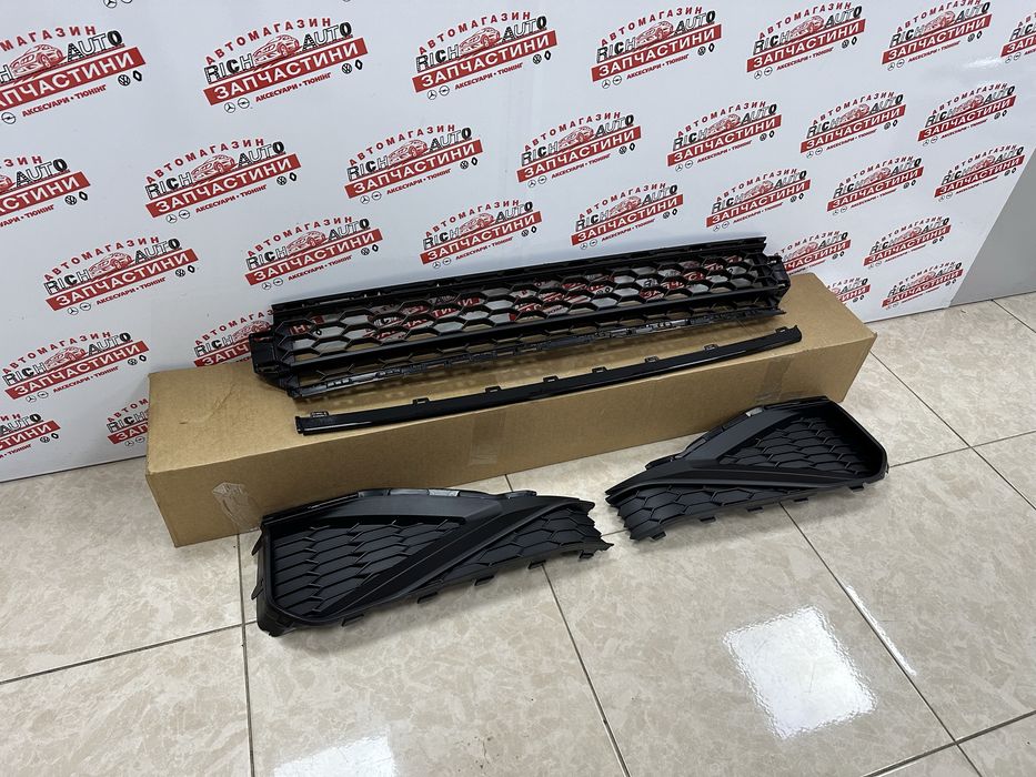 Volkswagen Passat R Line решітка бампера