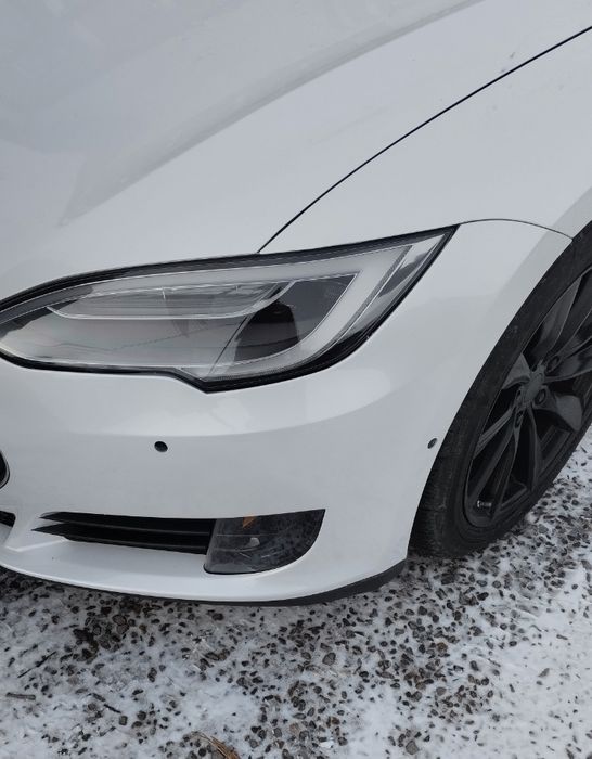 Фара ліва Tesla S рестайлінг 2016 +