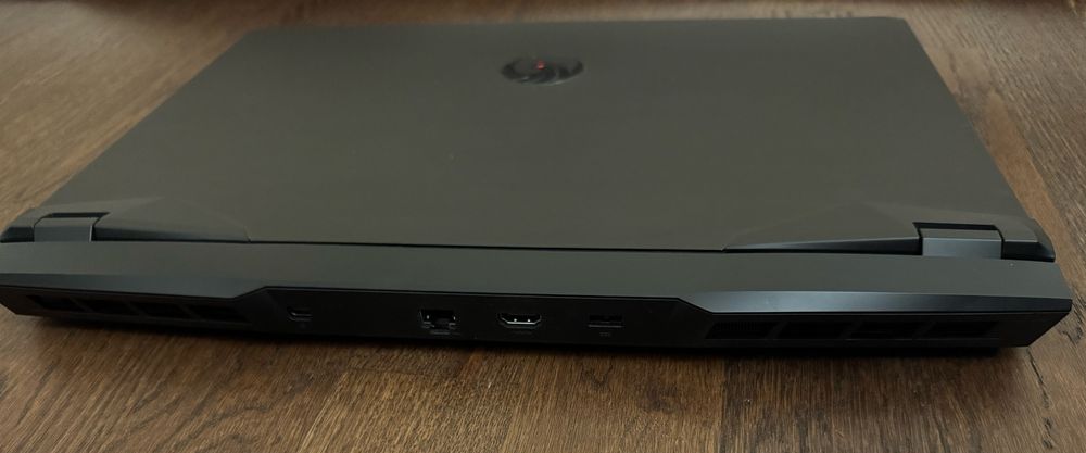 Ноутбук Alpha17 (C7VG-035XPL)