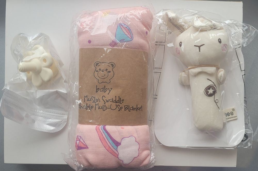 Бебі бокс для дівчинки