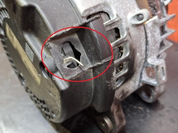 Alternador FORD Tourneo Custom Kombi I (F3)