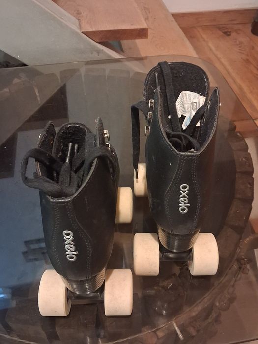 Patins  com piuco uso