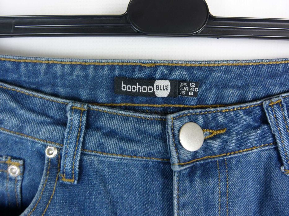 Boohoo spodnie jeans dziury 12 / 40