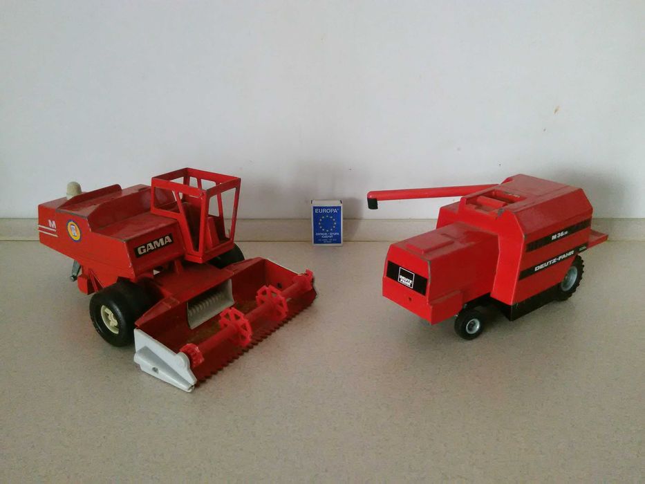 stara zabawka PRL GAMA SIKU maszyna rolnicza kombajn W.Germany 1:32