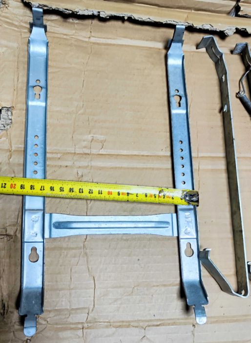 Кронштейн кріплення для конвектора обігрівача настінні